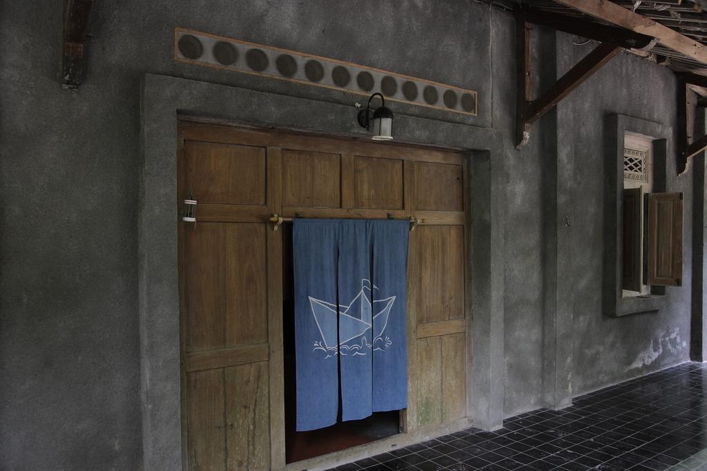Rumah Senjakala Bantul Eksteriør bilde