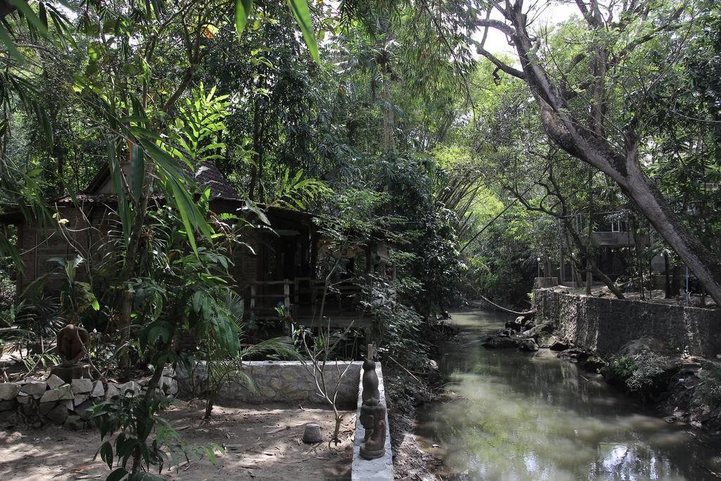 Rumah Senjakala Bantul Eksteriør bilde