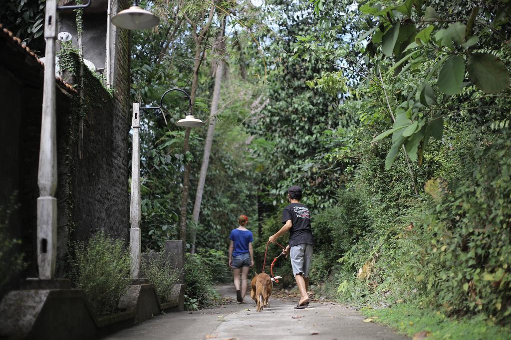 Rumah Senjakala Bantul Eksteriør bilde